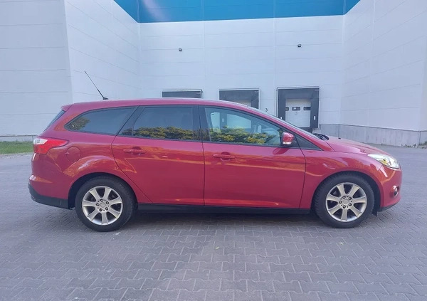 Ford Focus cena 24500 przebieg: 187700, rok produkcji 2014 z Limanowa małe 562